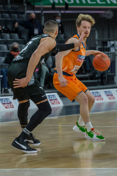 更多是出于 更多是出于