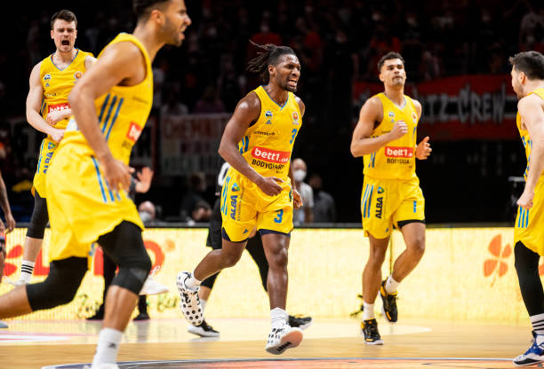 一大悬念 一大悬念