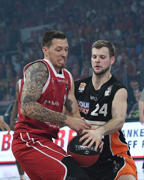 前半段大放 前半段大放